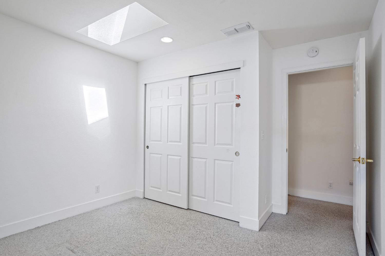 Photo #35: 225061604 Listing: Photo #35