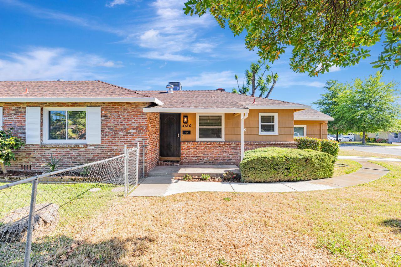 Detail Gallery Image 1 of 72 For 4130 Arden Way, Sacramento,  CA 95864 - – Beds | – Baths