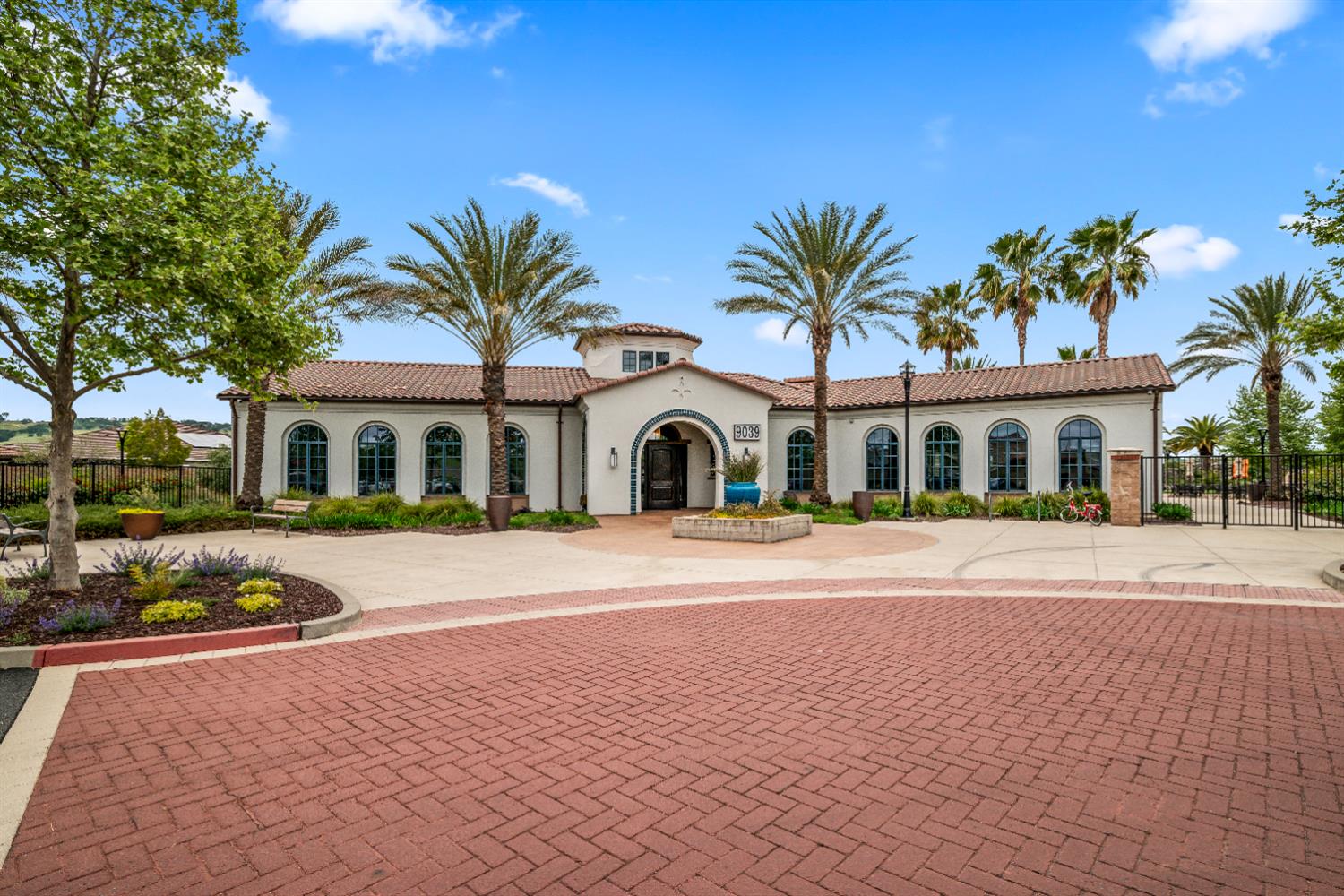 Detail Gallery Image 35 of 43 For 8924 El Cielo Ln, El Dorado Hills,  CA 95762 - 2 Beds | 2 Baths