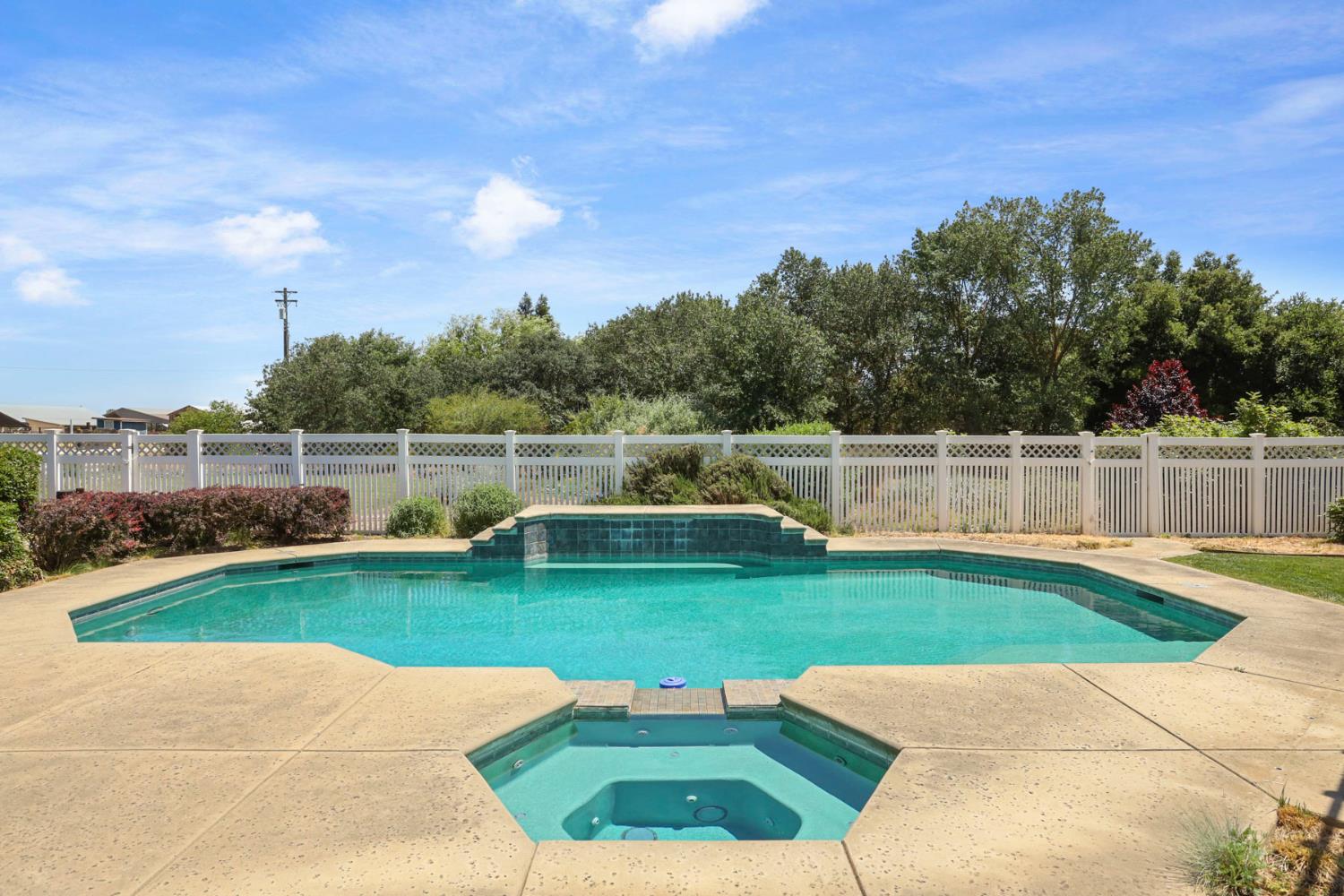 Detail Gallery Image 45 of 74 For 13703 Christensen Rd, Galt,  CA 95632 - 4 Beds | 2/1 Baths