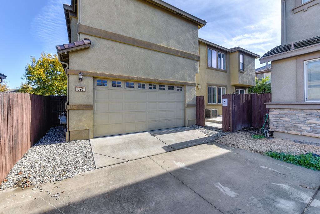 Detail Gallery Image 36 of 38 For 390 Caravaggio Way, Sacramento,  CA 95835 - 3 Beds | 2/1 Baths