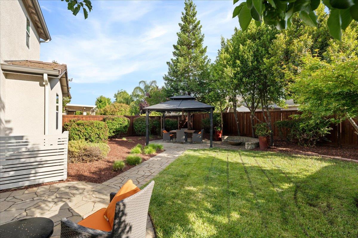 Detail Gallery Image 32 of 40 For 4065 Shorthorn Way, Roseville,  CA 95747 - 4 Beds | 3/1 Baths