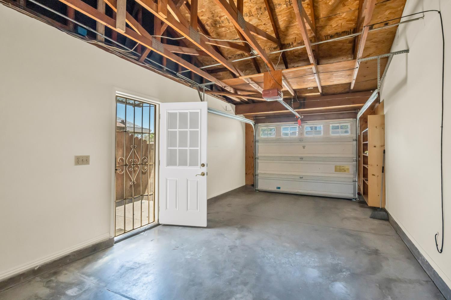Detail Gallery Image 39 of 47 For 7166 Arutas Dr, North Highlands,  CA 95660 - 3 Beds | 2 Baths
