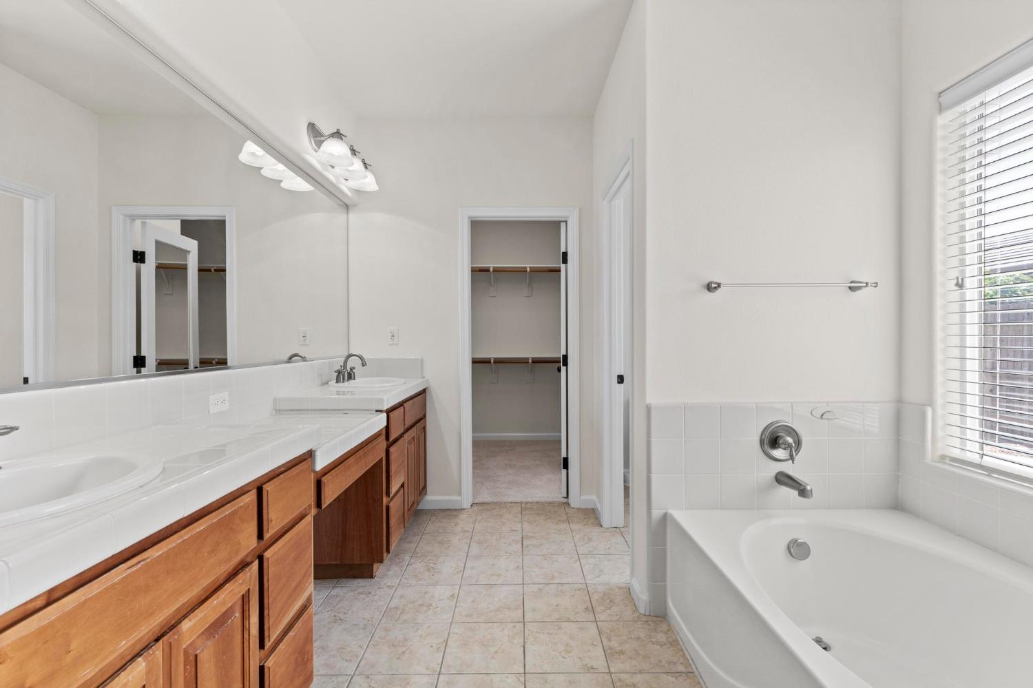 Detail Gallery Image 21 of 40 For 5582 Turnberry, Marysville,  CA 95901 - 3 Beds | 2/1 Baths