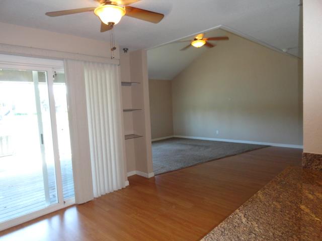 Detail Gallery Image 5 of 27 For 7378 Lighthouse Dr, Stockton,  CA 95219 - 2 Beds | 2 Baths