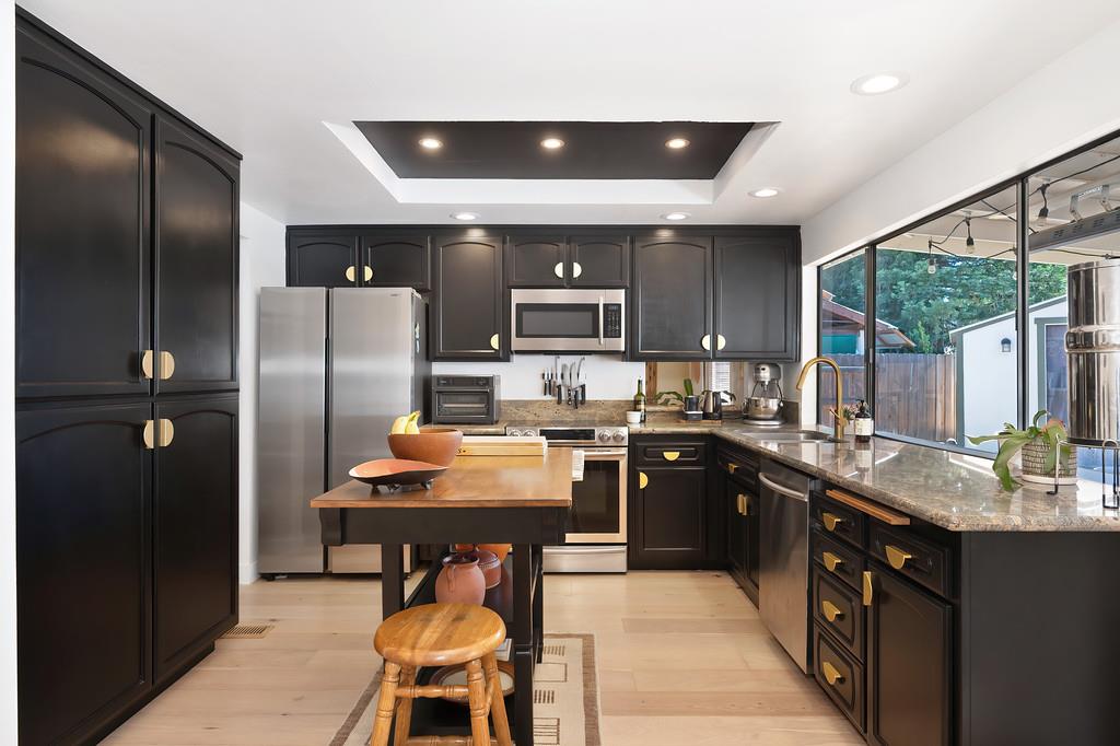 Detail Gallery Image 14 of 40 For 4717 Selkirk Way, Fair Oaks,  CA 95628 - 4 Beds | 2 Baths