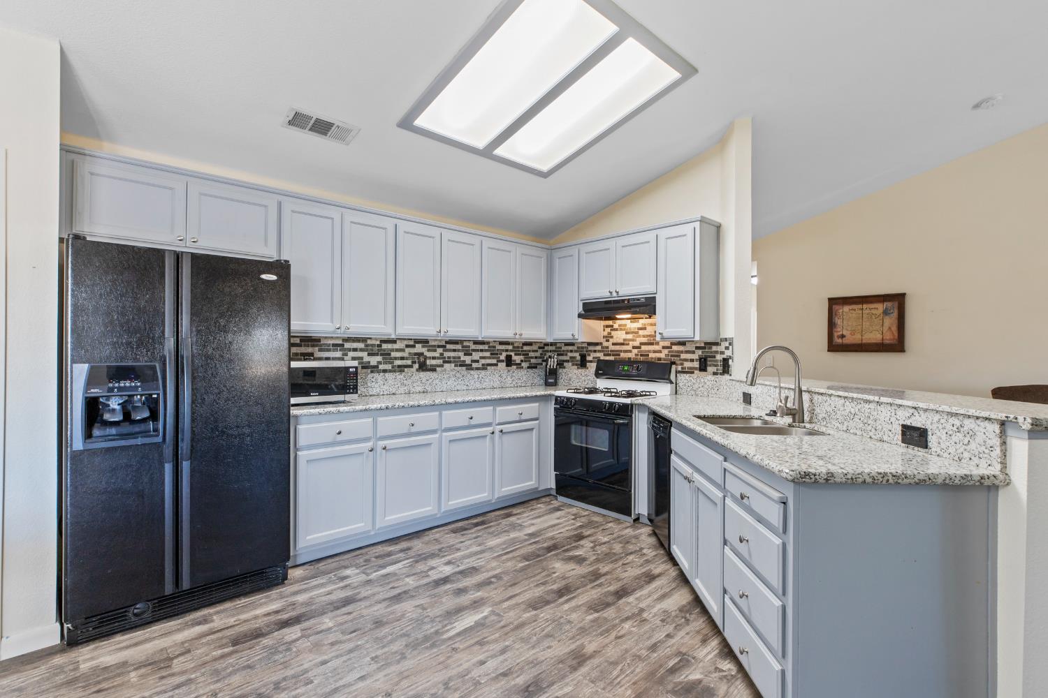 Detail Gallery Image 30 of 34 For 735 Woodbury Ct, Los Banos,  CA 93635 - 4 Beds | 2 Baths