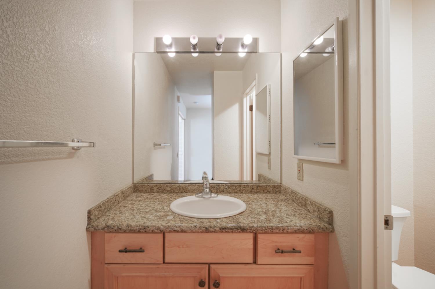 Detail Gallery Image 16 of 16 For 1 Surf Way #108,  Monterey,  CA 93940 - 1 Beds | 1 Baths