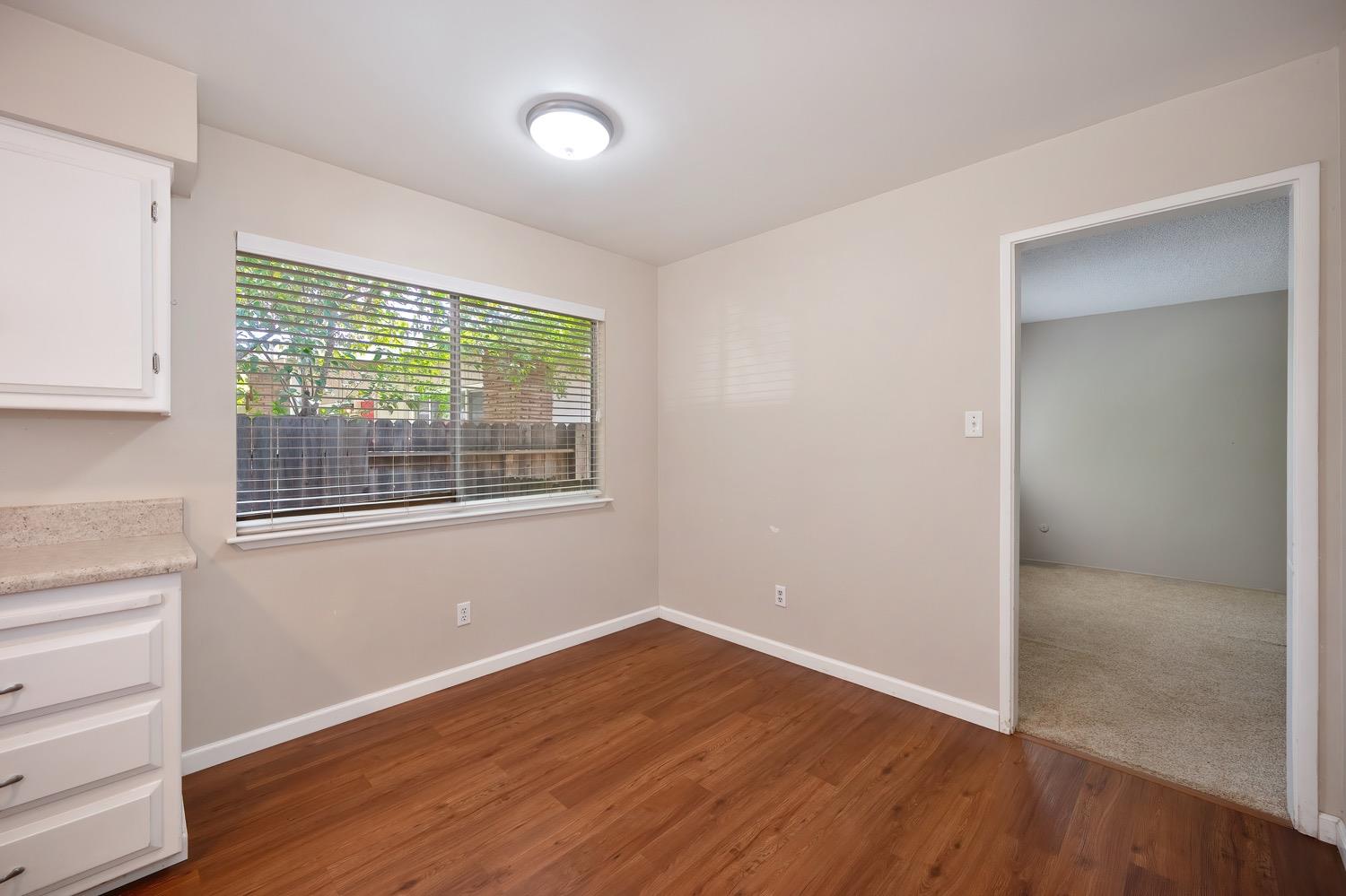 Detail Gallery Image 15 of 66 For 1424 Topaz Way, Sacramento,  CA 95864 - – Beds | – Baths