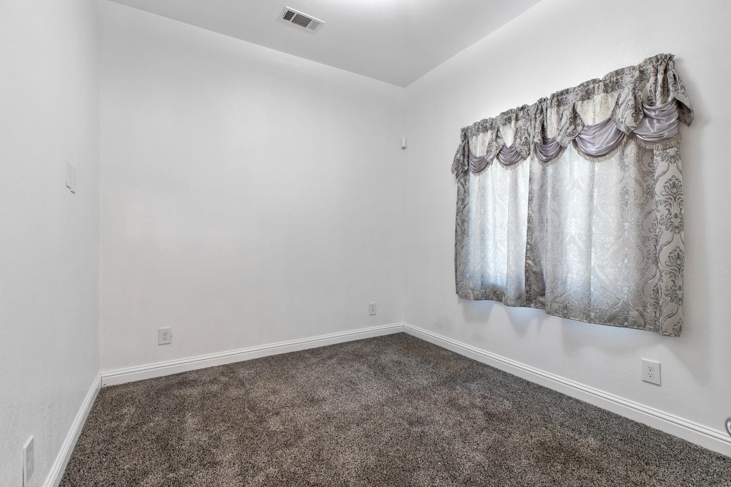 Detail Gallery Image 24 of 48 For Address Is Not Disclosed, Modesto,  CA 95351 - 3 Beds | 4 Baths