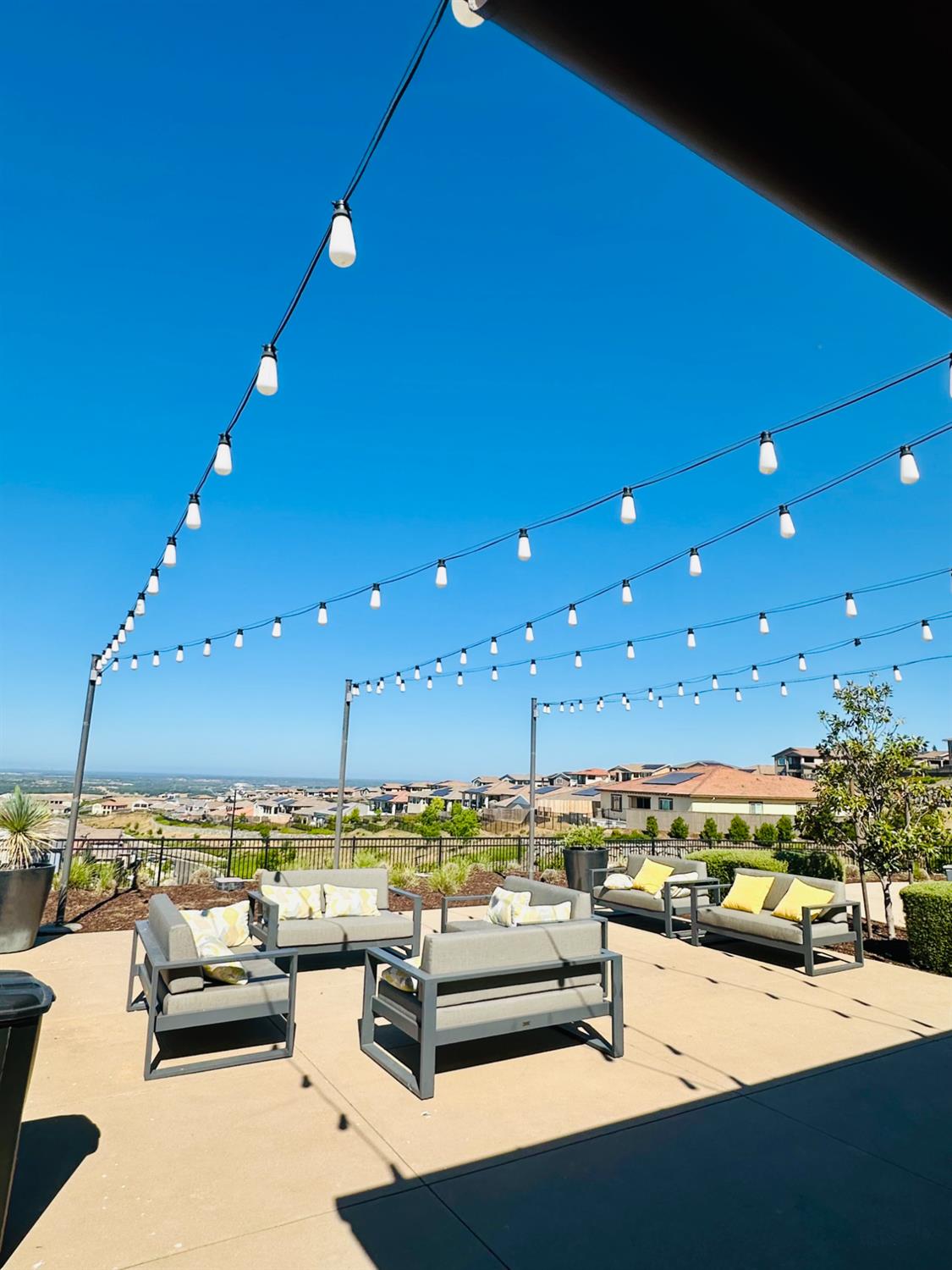 Detail Gallery Image 35 of 39 For 3227 Highgate Terrace Loop, Folsom,  CA 95630 - 4 Beds | 3 Baths