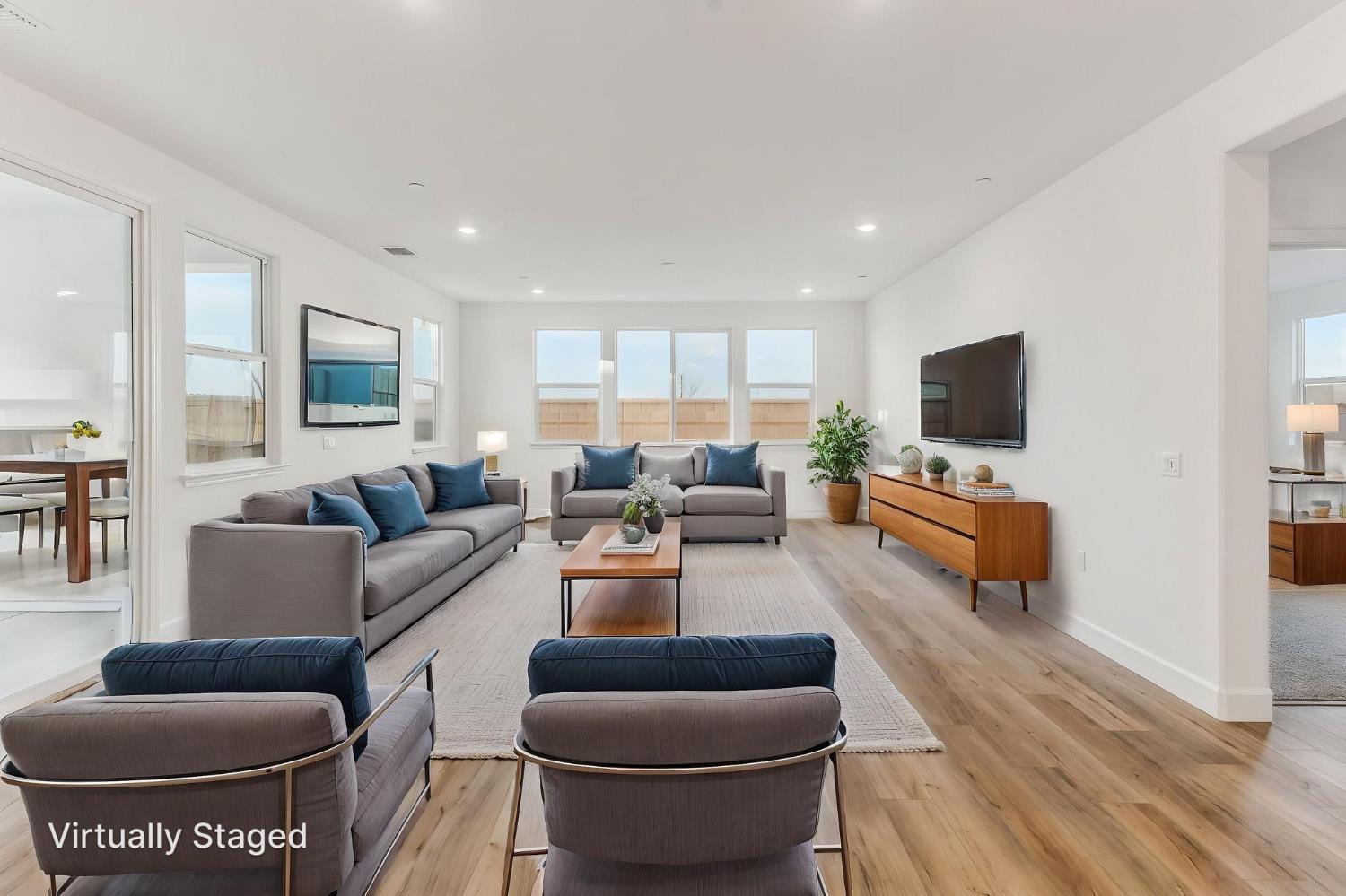 Detail Gallery Image 16 of 31 For 5210 Peace Lily Ln, Roseville,  CA 95747 - 3 Beds | 3 Baths
