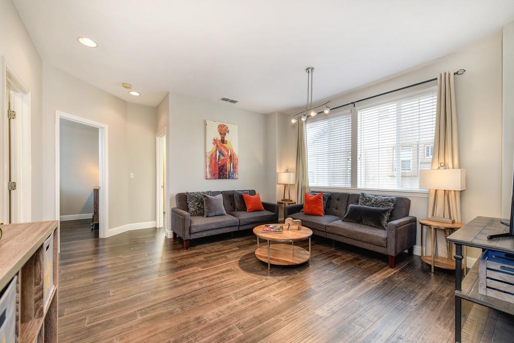 Detail Gallery Image 26 of 38 For 390 Caravaggio Way, Sacramento,  CA 95835 - 3 Beds | 2/1 Baths