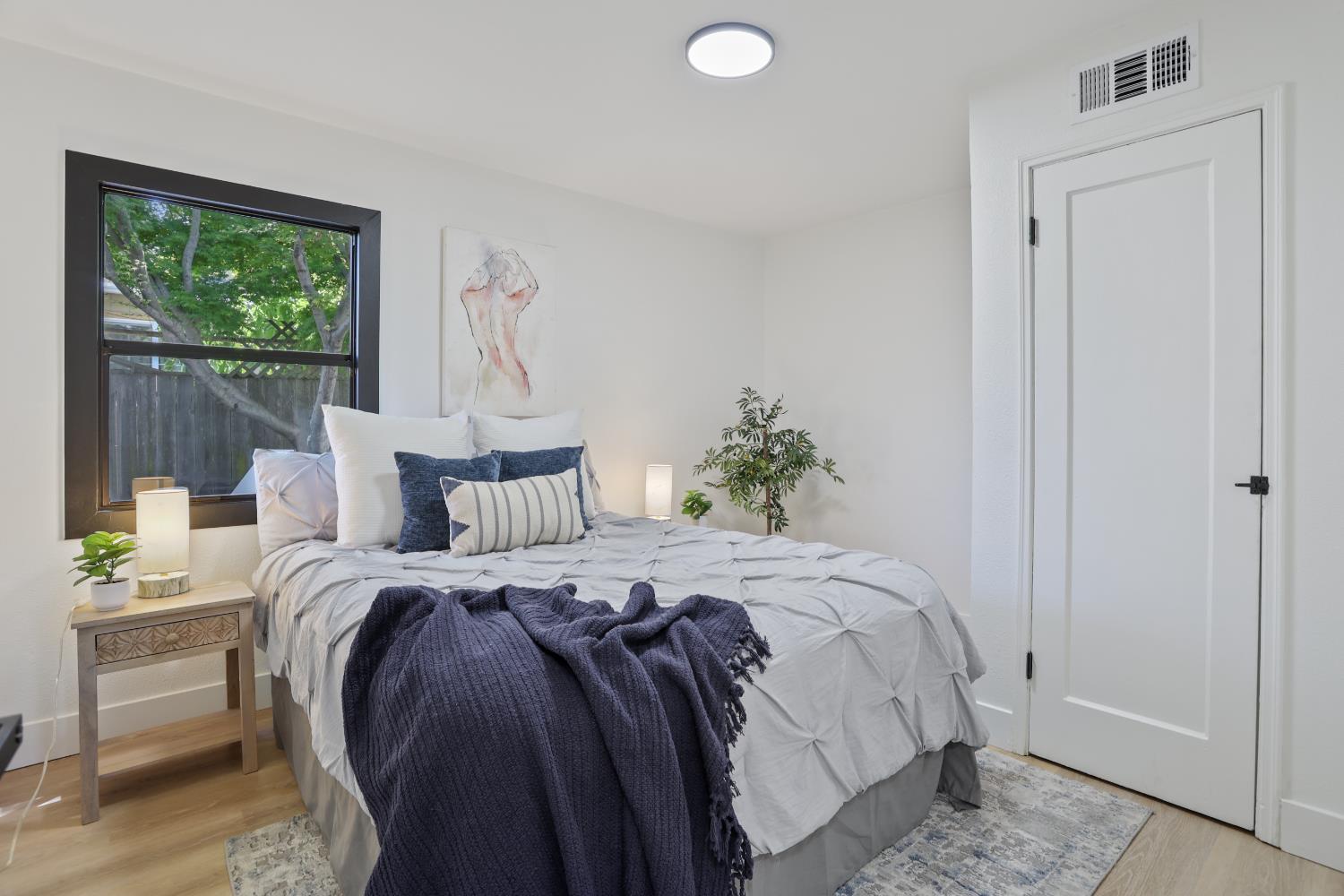 Detail Gallery Image 15 of 29 For 5528 Solano Ave, Richmond,  CA 94805 - 4 Beds | 2 Baths
