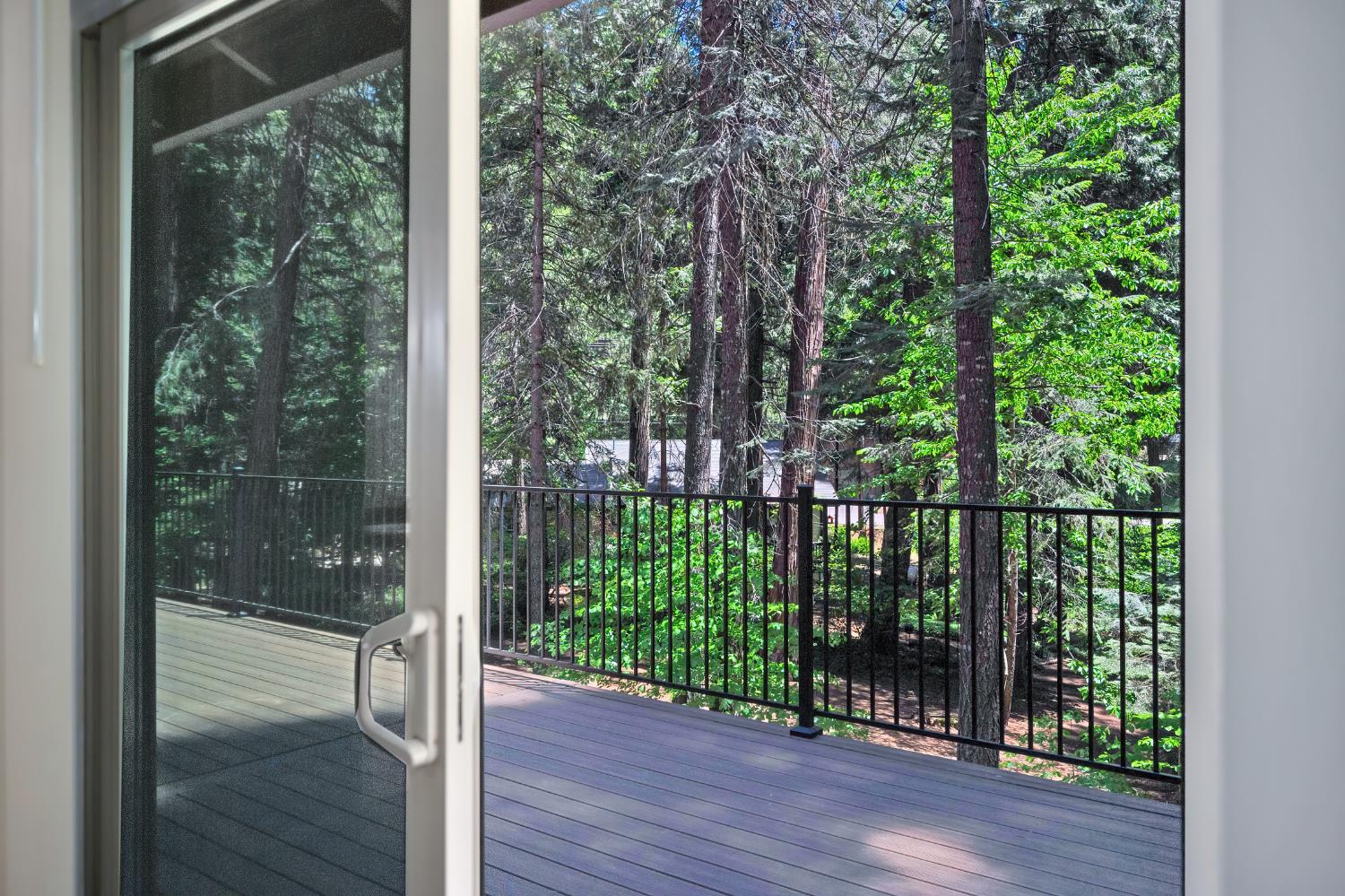 Detail Gallery Image 16 of 36 For 3063 Zinc Dr, Pollock Pines,  CA 95726 - 3 Beds | 2 Baths