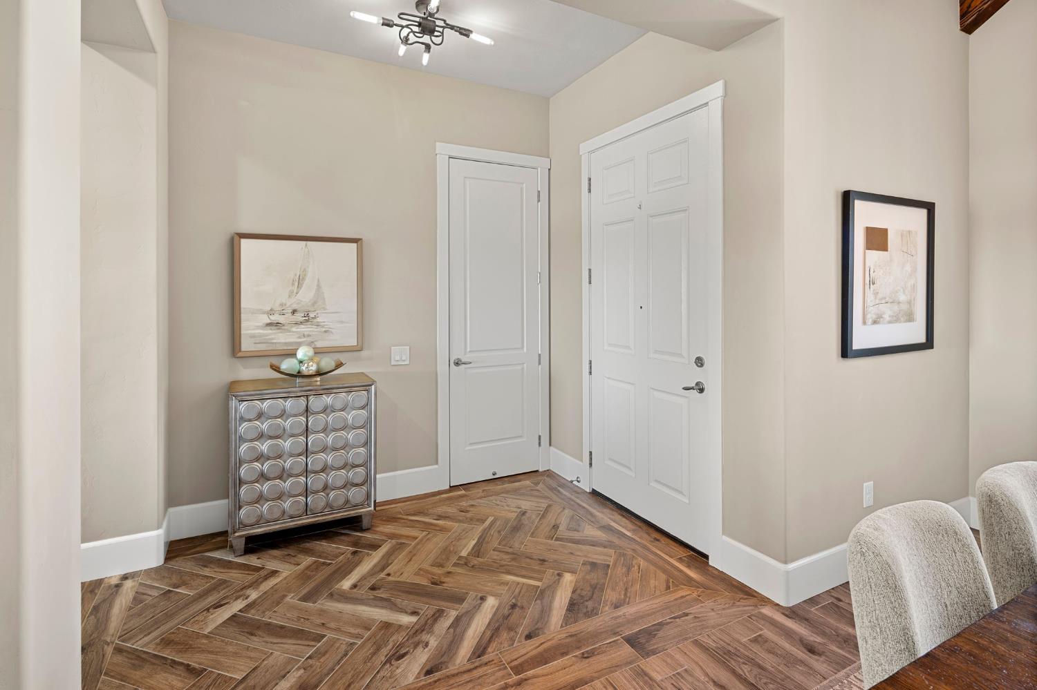 Detail Gallery Image 5 of 48 For 1720 Avian Hill Pl, Lincoln,  CA 95648 - 2 Beds | 2/1 Baths