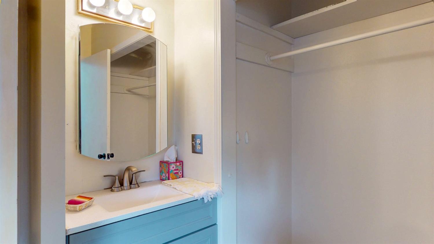 Detail Gallery Image 13 of 25 For 10128 Mills Rd, Grass Valley,  CA 95945 - 2 Beds | 2 Baths