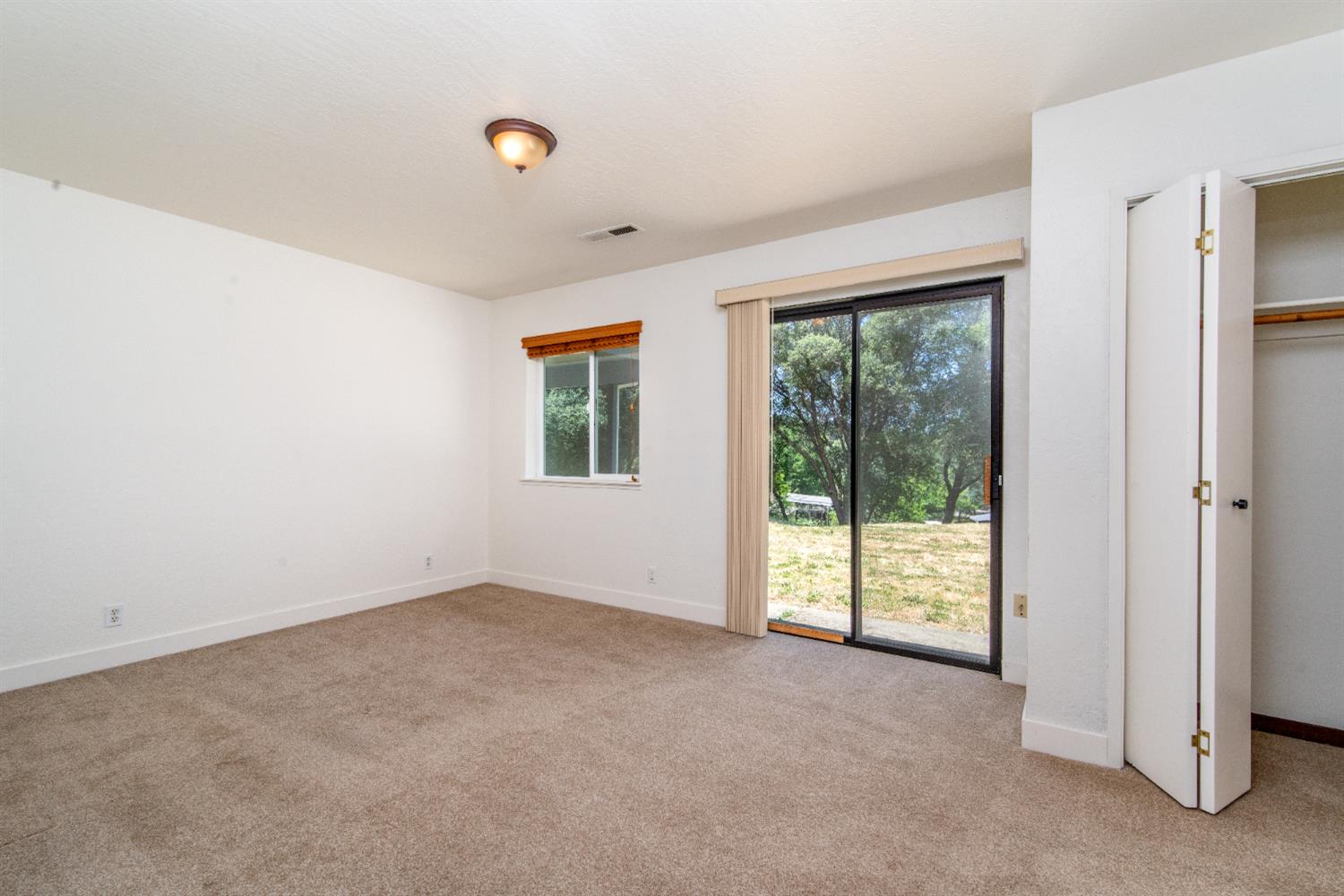 Detail Gallery Image 13 of 33 For 3791 Noel Ct, Placerville,  CA 95667 - 3 Beds | 2 Baths