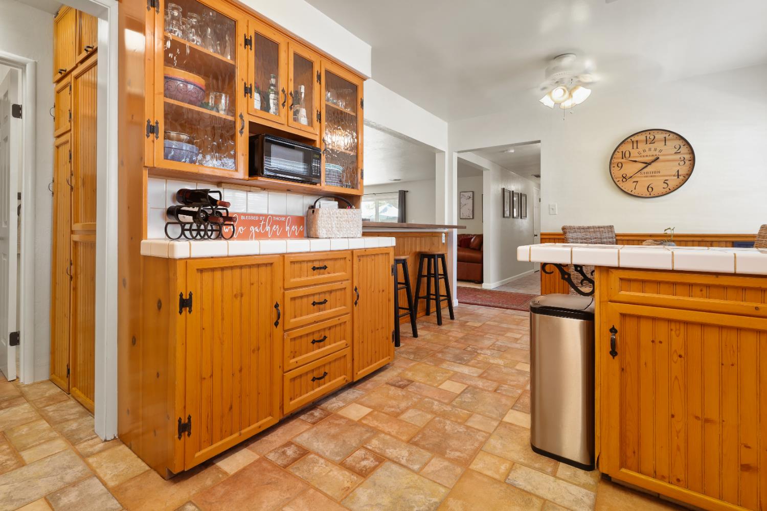 Detail Gallery Image 8 of 36 For 944 S Crescent Ave, Lodi,  CA 95240 - 3 Beds | 1/1 Baths