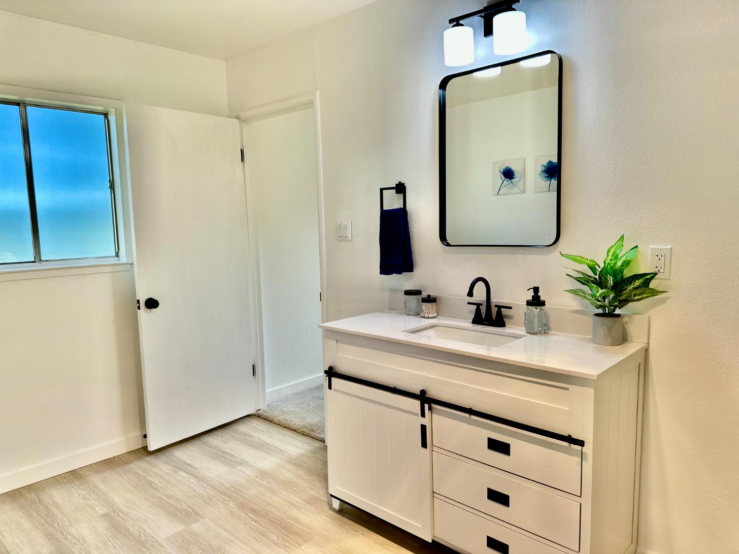Detail Gallery Image 22 of 41 For 1997 Independence Cemetery Rd, Rail Road Flat,  CA 95257 - 3 Beds | 2 Baths