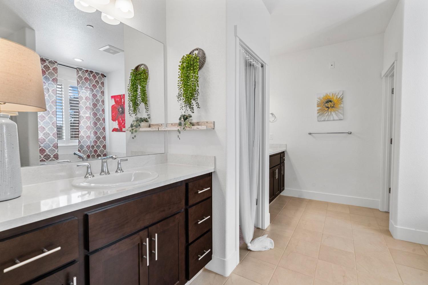 Detail Gallery Image 33 of 38 For 1125 Pearl Dr, Los Banos,  CA 93635 - 4 Beds | 3 Baths