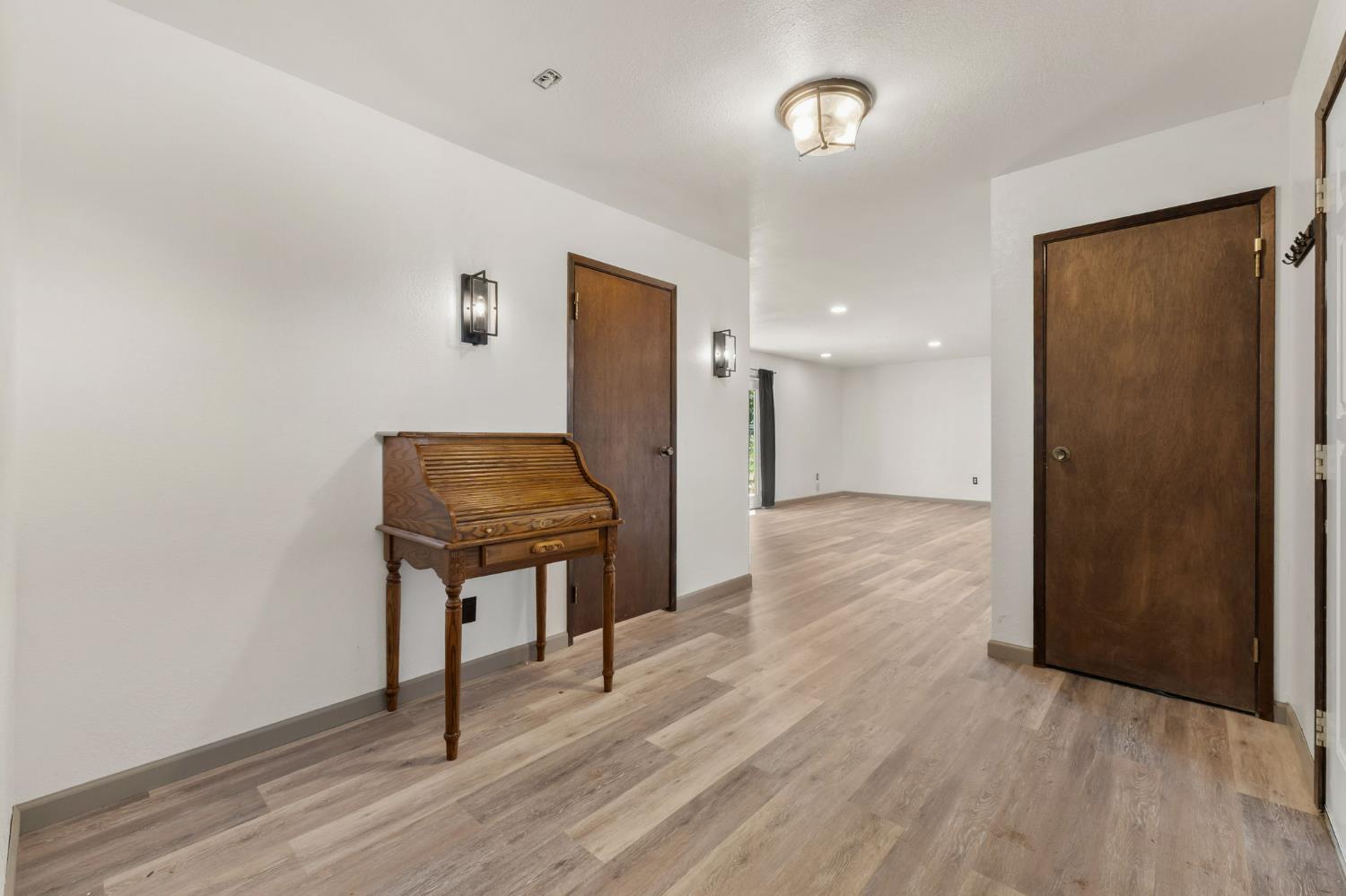 Detail Gallery Image 8 of 39 For 17905 Burke Dr, Plymouth,  CA 95669 - 3 Beds | 2 Baths