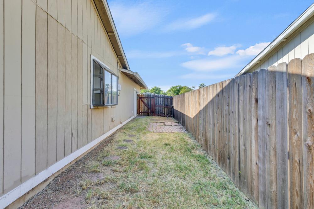 Detail Gallery Image 49 of 55 For 6428 Carmelwood Dr, Citrus Heights,  CA 95621 - 3 Beds | 2 Baths