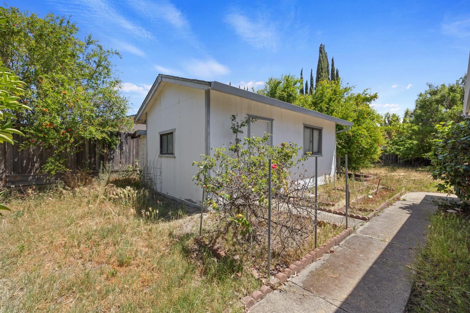 Barbara Way, Manteca, California image 35