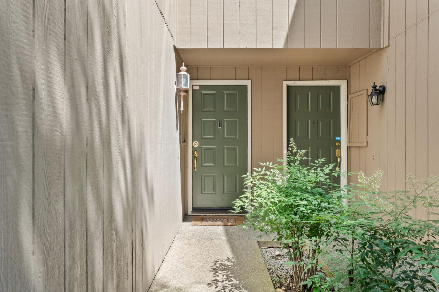 Photo #3: 225066352 Listing 