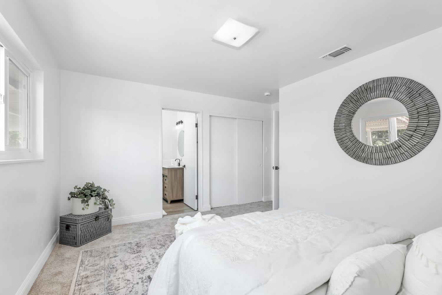 Detail Gallery Image 21 of 40 For 5705 Rickey Drive, Sacramento,  CA 95822 - 3 Beds | 2 Baths