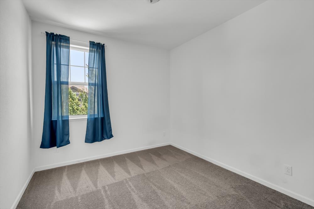 Detail Gallery Image 31 of 56 For 8373 Bronx Way, Sacramento,  CA 95829 - 3 Beds | 2/1 Baths