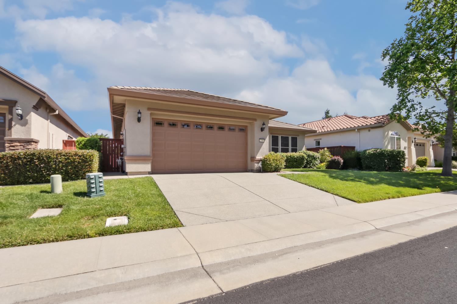 Detail Gallery Image 36 of 43 For 2398 Langtree Dr, Roseville,  CA 95747 - 2 Beds | 2 Baths