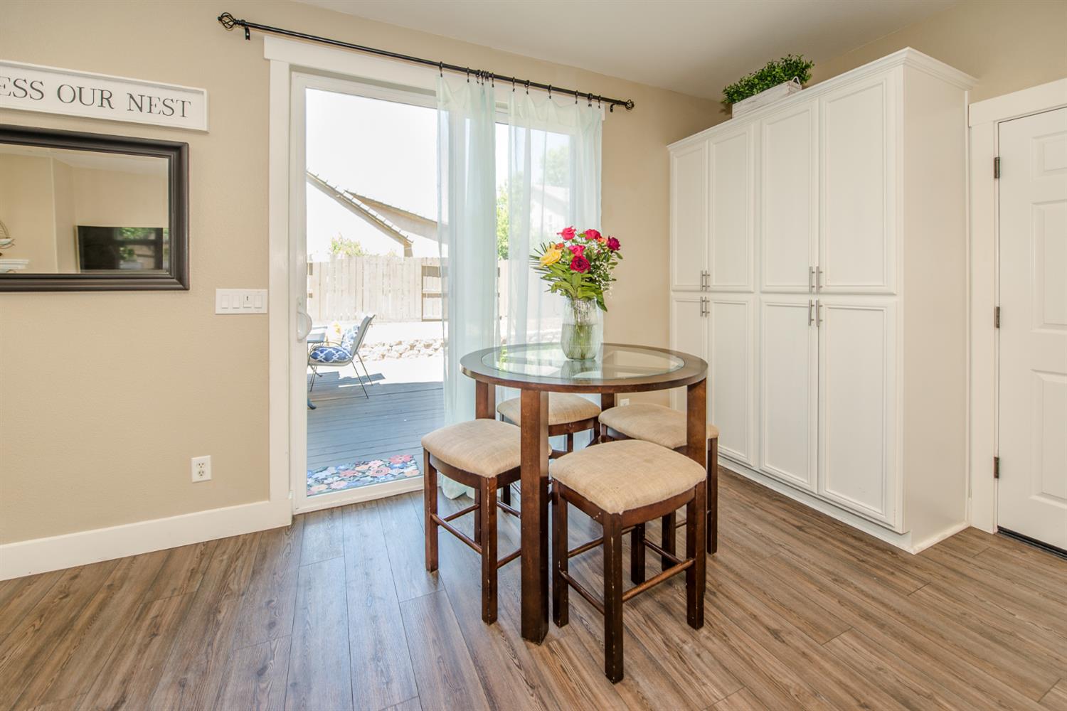 Detail Gallery Image 17 of 38 For 2363 Ackley Pl, Woodland,  CA 95776 - 5 Beds | 4 Baths