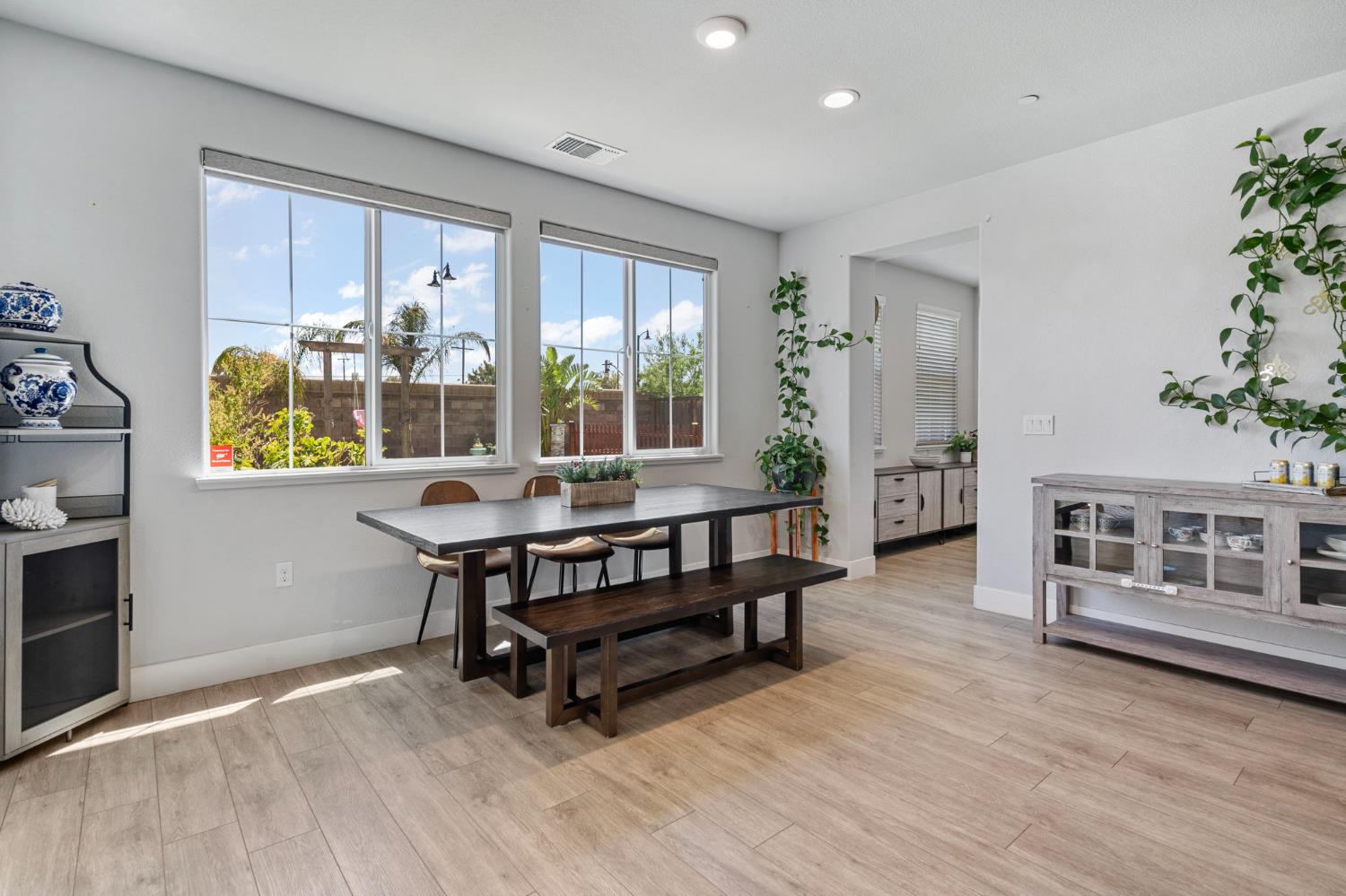 Detail Gallery Image 24 of 57 For 344 W Hopkins Ct, Mountain House,  CA 95391 - 4 Beds | 3 Baths