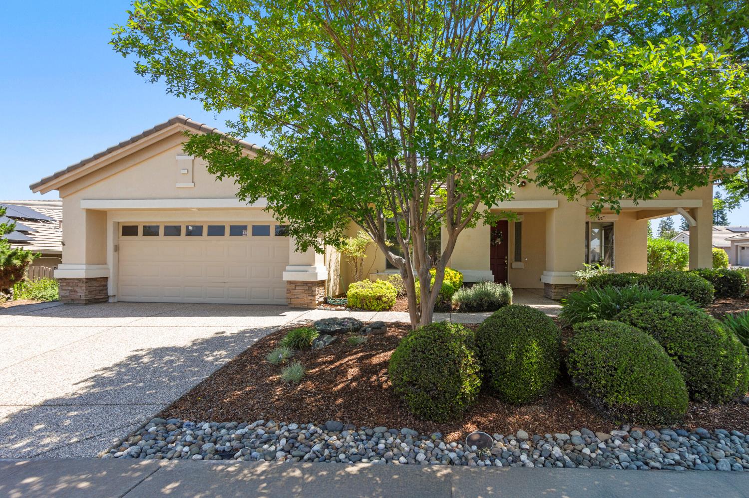 Detail Gallery Image 1 of 60 For 2160 Stone House Cir, Lincoln,  CA 95648 - 2 Beds | 2 Baths