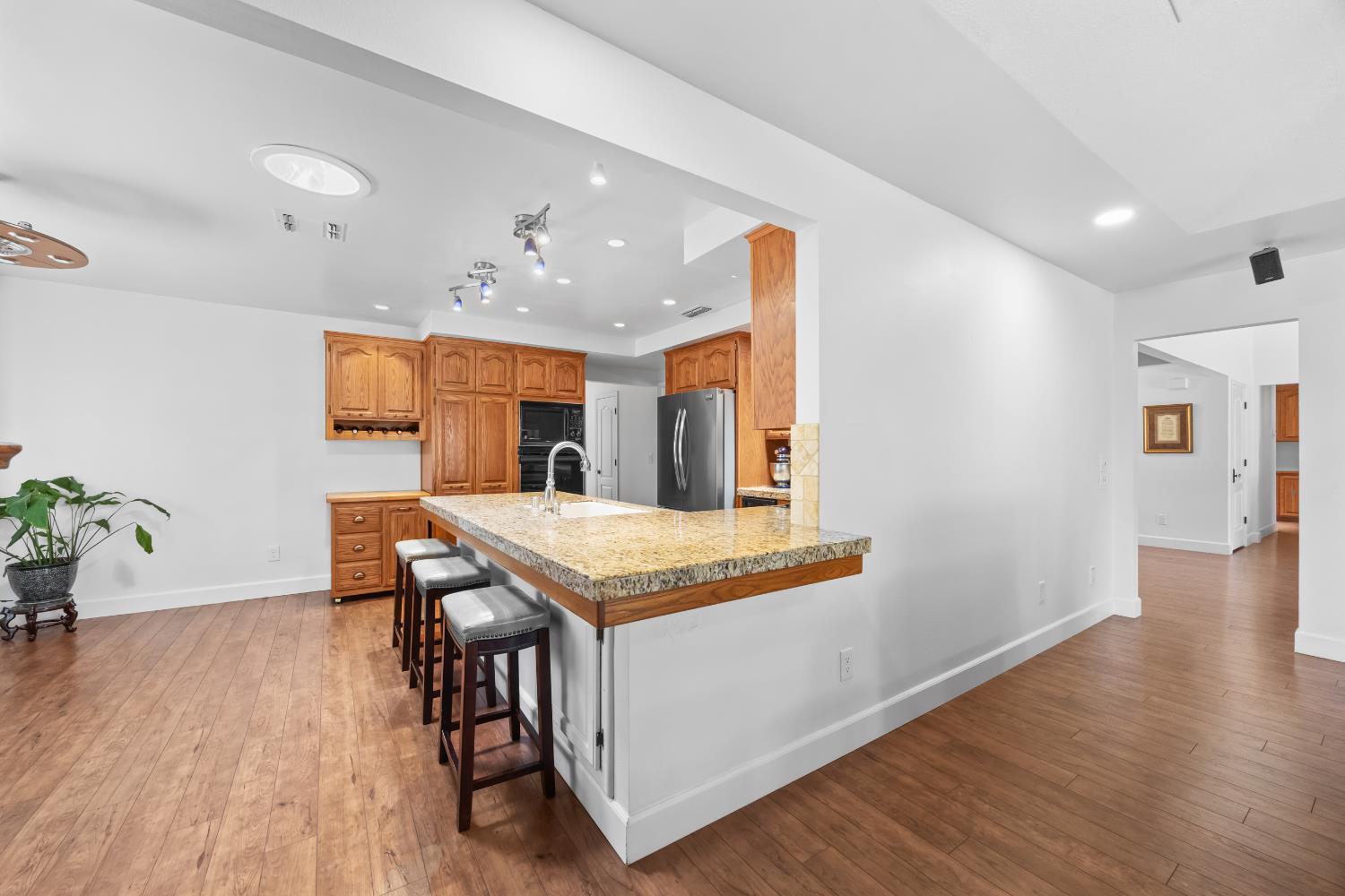 Detail Gallery Image 19 of 72 For 503 Hogan Ct, Roseville,  CA 95678 - 4 Beds | 3 Baths