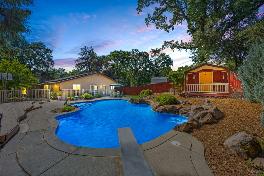 Detail Gallery Image 45 of 88 For 4620 Scenic Dr, Shingle Springs,  CA 95682 - 4 Beds | 3/1 Baths