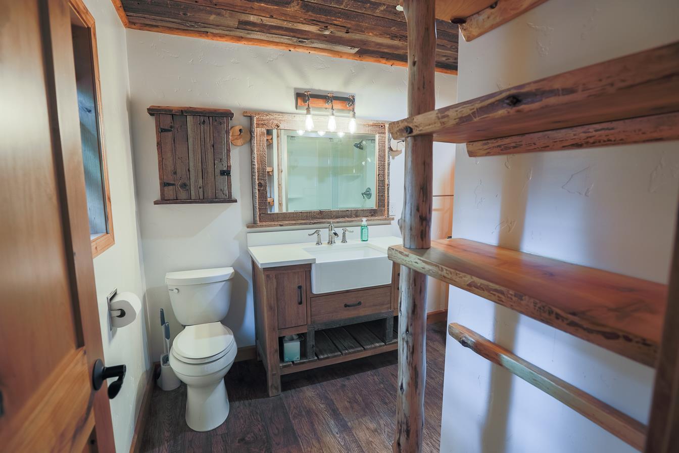 Detail Gallery Image 41 of 60 For 40277 Birch, Mill Creek,  CA 96063 - 2 Beds | 1/1 Baths