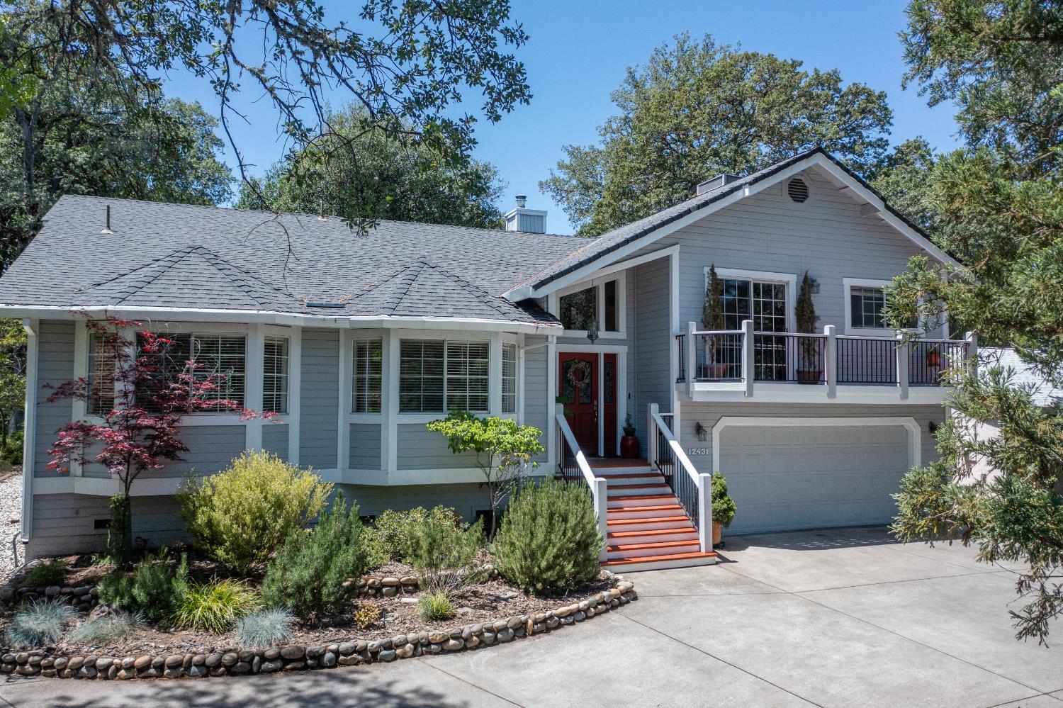Detail Gallery Image 1 of 81 For 12431 Torrey Pines Dr, Auburn,  CA 95602 - 4 Beds | 3 Baths