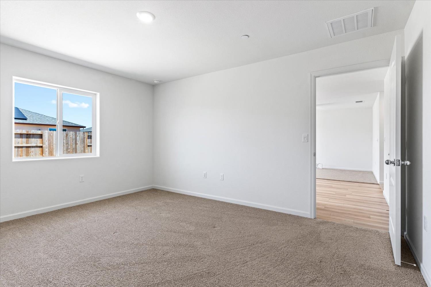 Detail Gallery Image 22 of 35 For 2193 Mickelson Dr, Linda,  CA 95901 - 3 Beds | 2 Baths