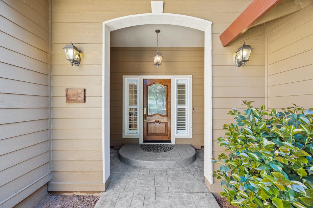 Detail Gallery Image 5 of 88 For 4620 Scenic Dr, Shingle Springs,  CA 95682 - 4 Beds | 3/1 Baths