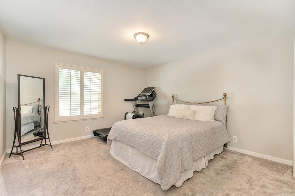 Detail Gallery Image 25 of 38 For 9763 Falcon Meadow, Elk Grove,  CA 95624 - 3 Beds | 2 Baths