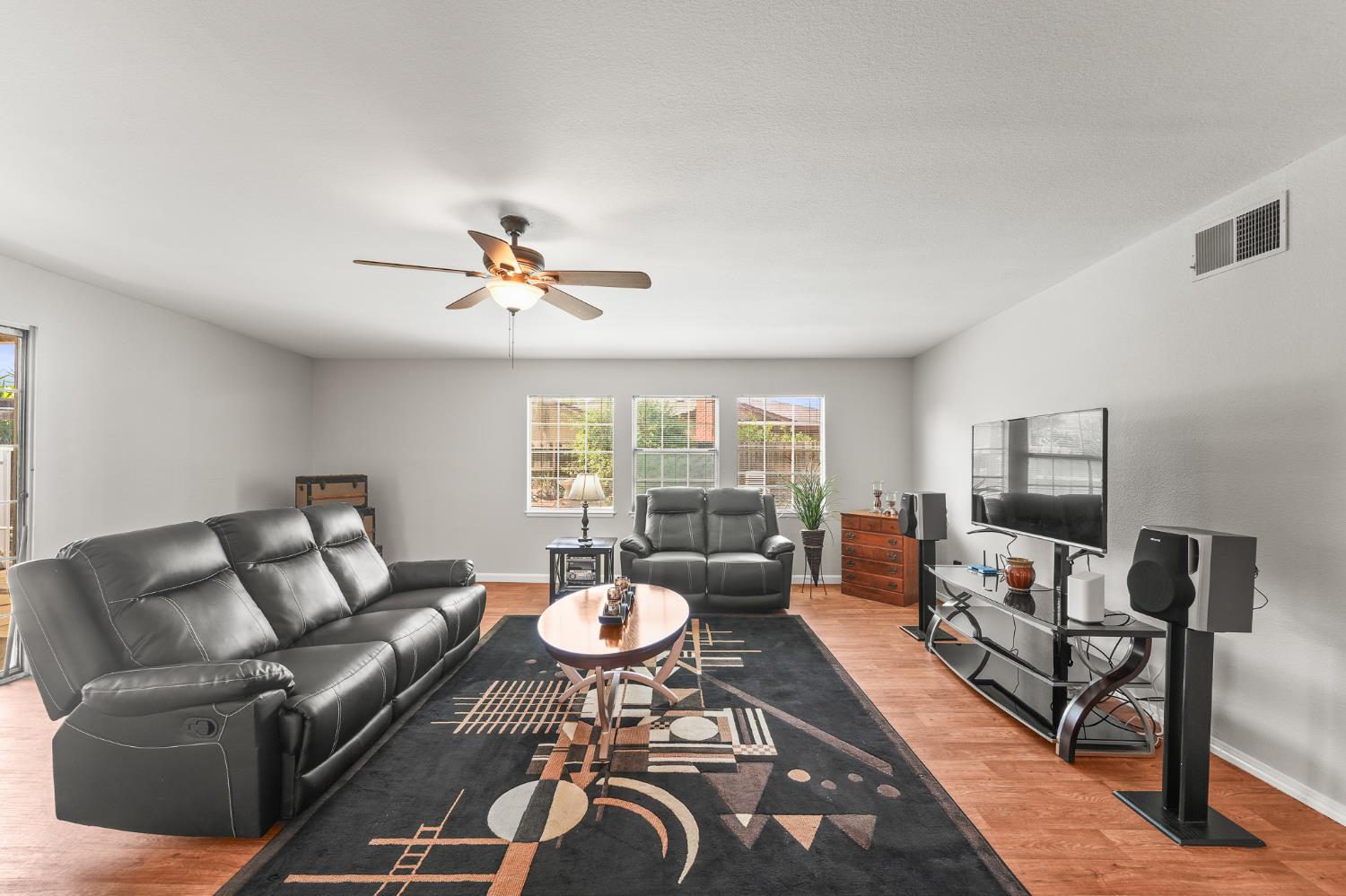 Detail Gallery Image 18 of 41 For 1425 Rosemead Ct, Modesto,  CA 95350 - 3 Beds | 2 Baths