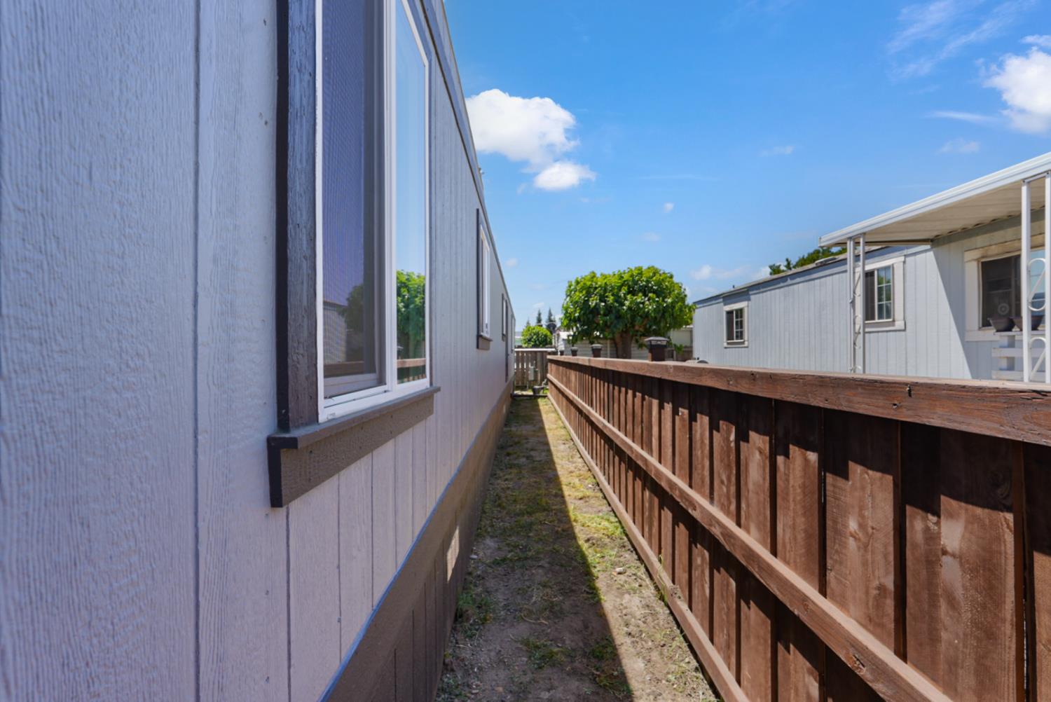Detail Gallery Image 23 of 30 For 555 Moffat Blvd 14, Manteca,  CA 95336 - 3 Beds | 2 Baths