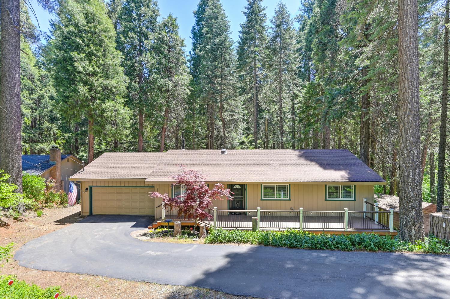 Detail Gallery Image 1 of 36 For 3063 Zinc Dr, Pollock Pines,  CA 95726 - 3 Beds | 2 Baths