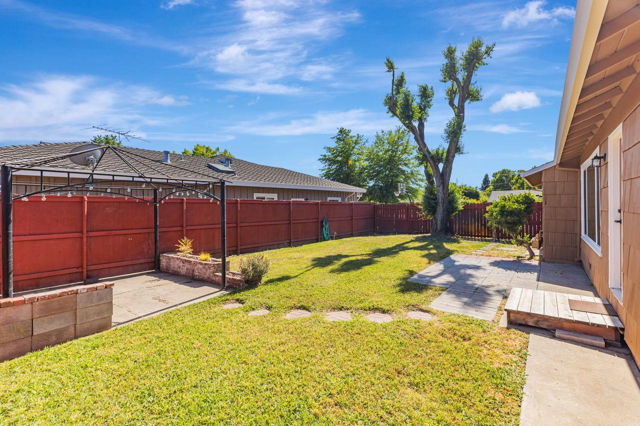 Detail Gallery Image 62 of 72 For 4130 Arden Way, Sacramento,  CA 95864 - – Beds | – Baths