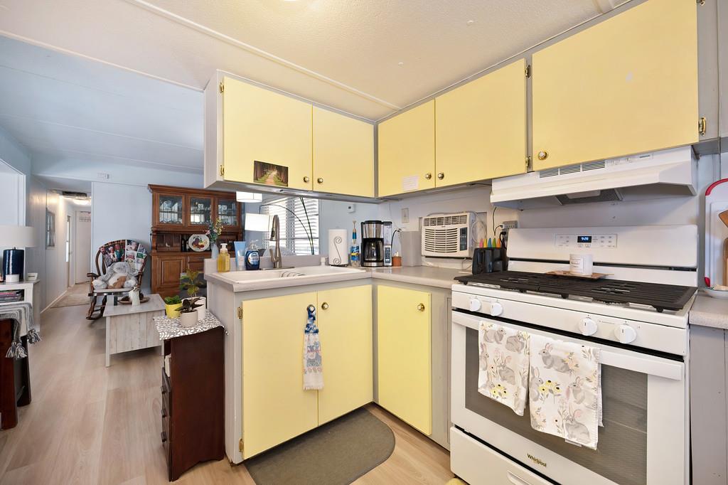 Detail Gallery Image 16 of 38 For 6175 Nob Hill Drive, Newcastle,  CA 95658 - 2 Beds | 1 Baths