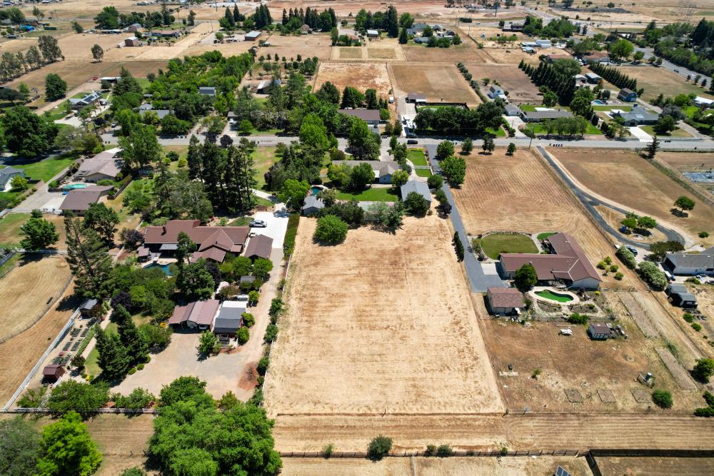 Detail Gallery Image 67 of 69 For 8744 Rubia Dr, Elk Grove,  CA 95624 - 3 Beds | 2/1 Baths