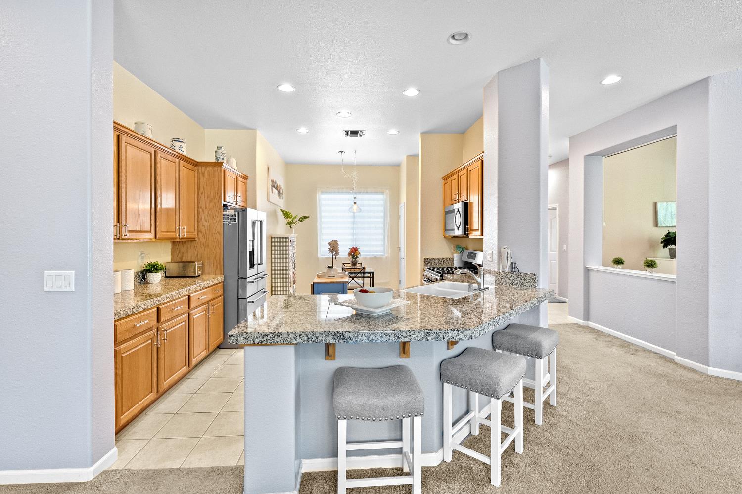 Detail Gallery Image 38 of 65 For 9501 Misty Cove Ln, Elk Grove,  CA 95758 - 2 Beds | 2 Baths