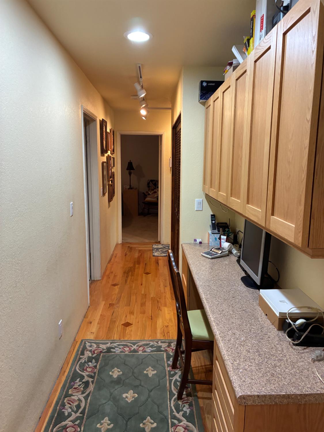 Detail Gallery Image 26 of 42 For 1724 Mohican Dr, South Lake Tahoe,  CA 96150 - 3 Beds | 2/1 Baths